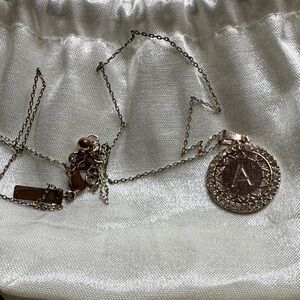 Elegant Silver Pendant Necklace